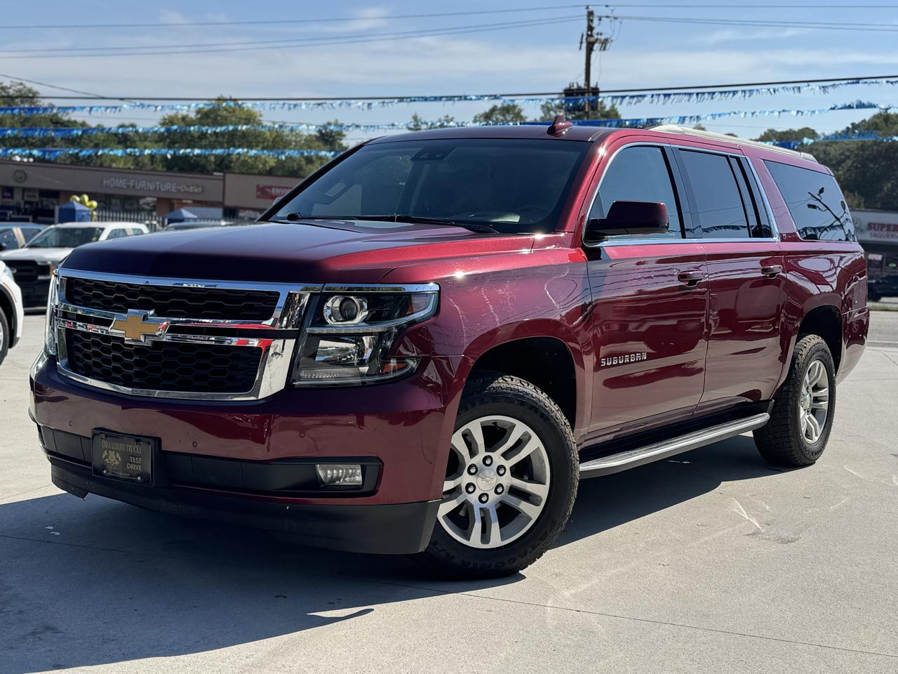 Chevrolet Suburban LT 4WD 2019