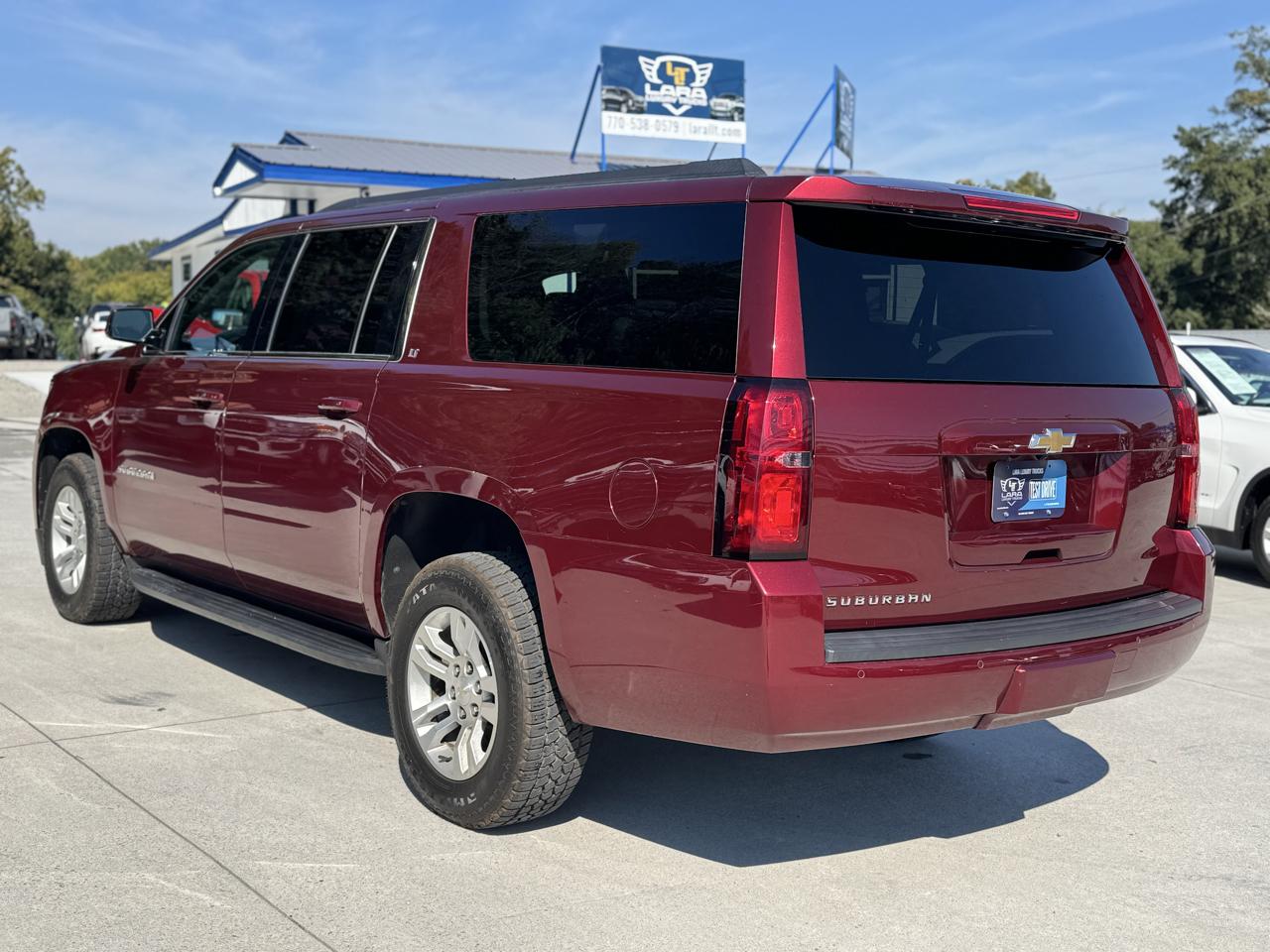 Chevrolet Suburban LT 4WD 2019