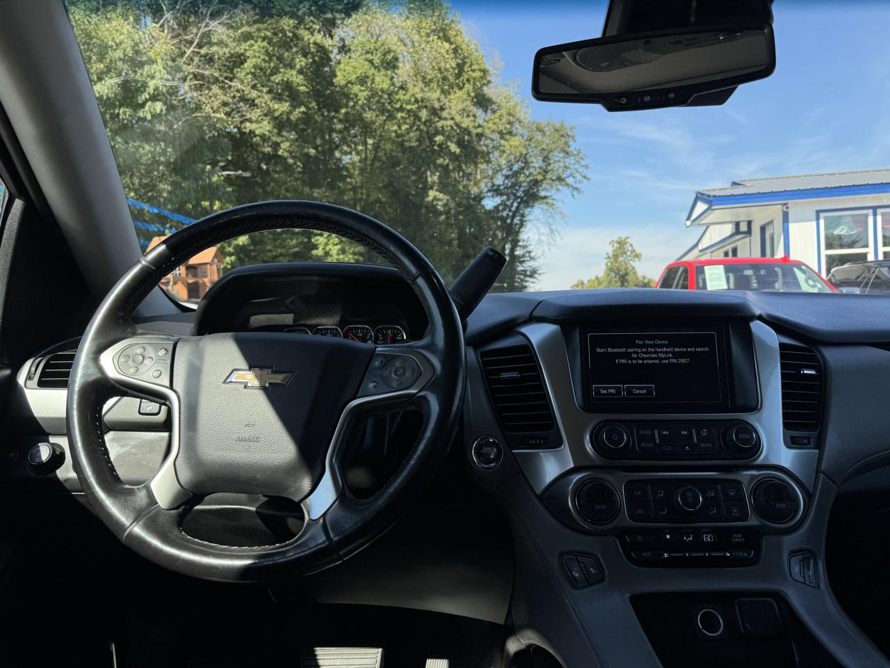 Chevrolet Suburban LT 4WD 2019