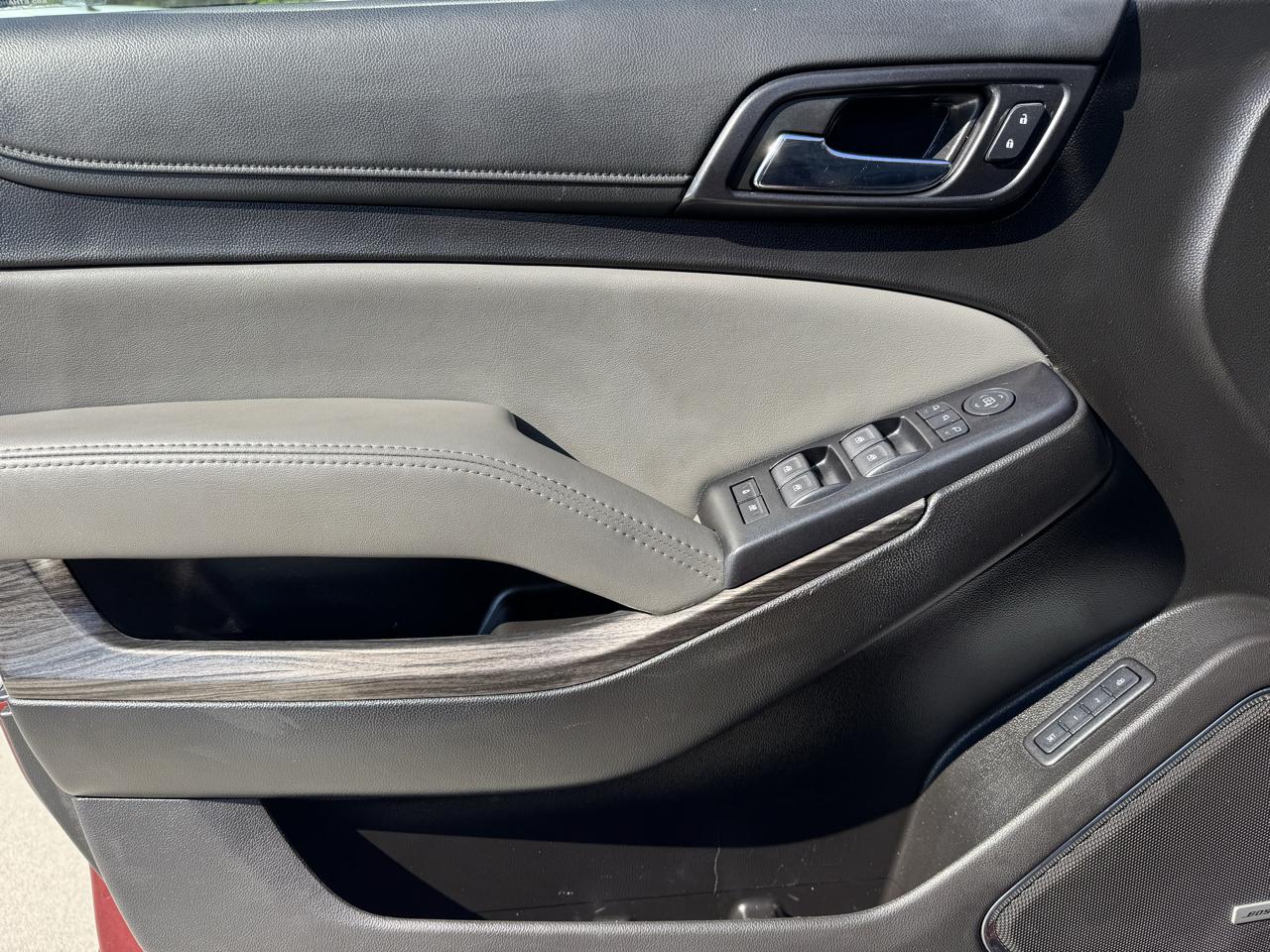 Chevrolet Suburban LT 4WD 2019