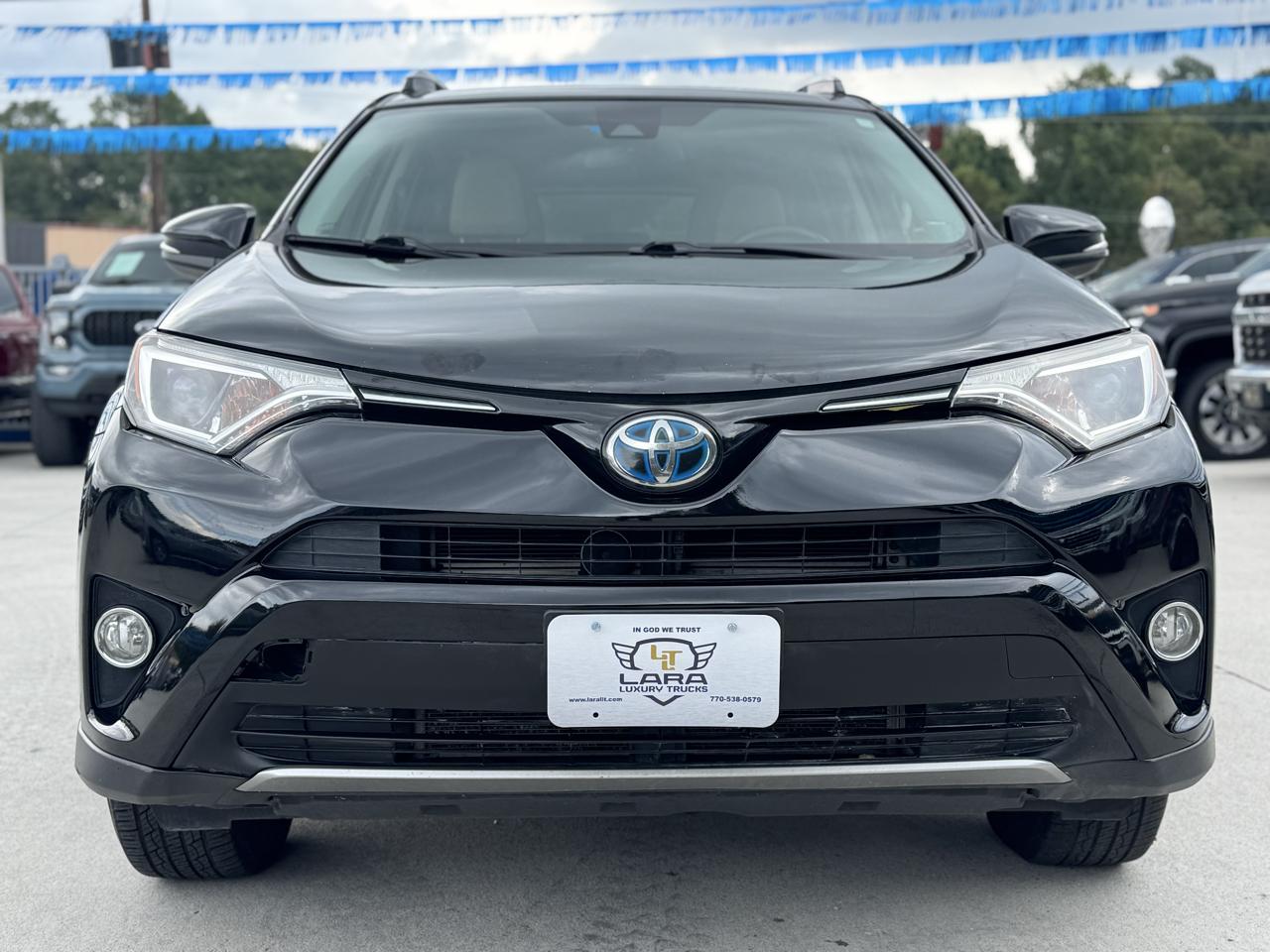 Toyota RAV4 Hybrid XLE 2017