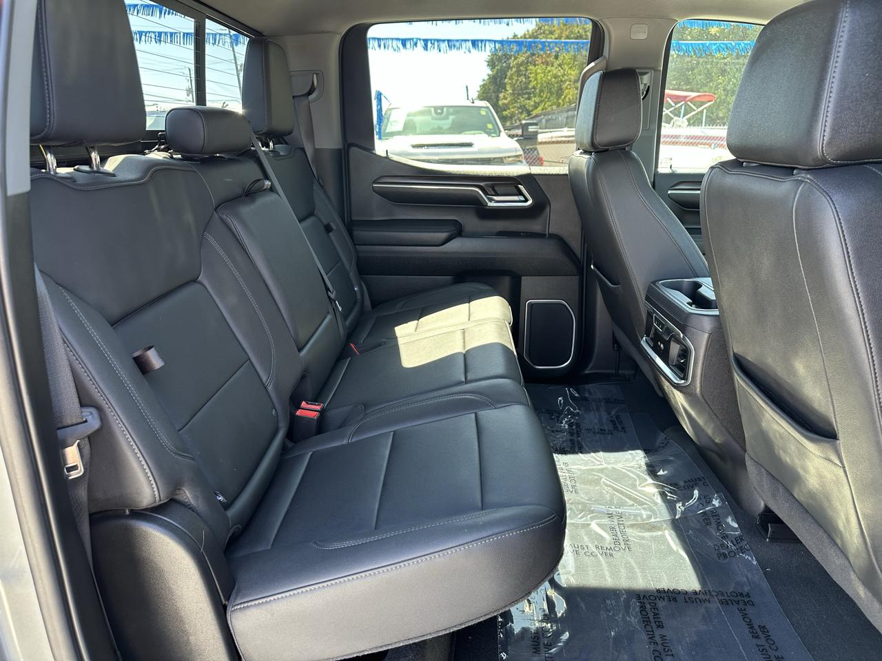 GMC Sierra 1500 SLT Crew Cab 4WD 2024