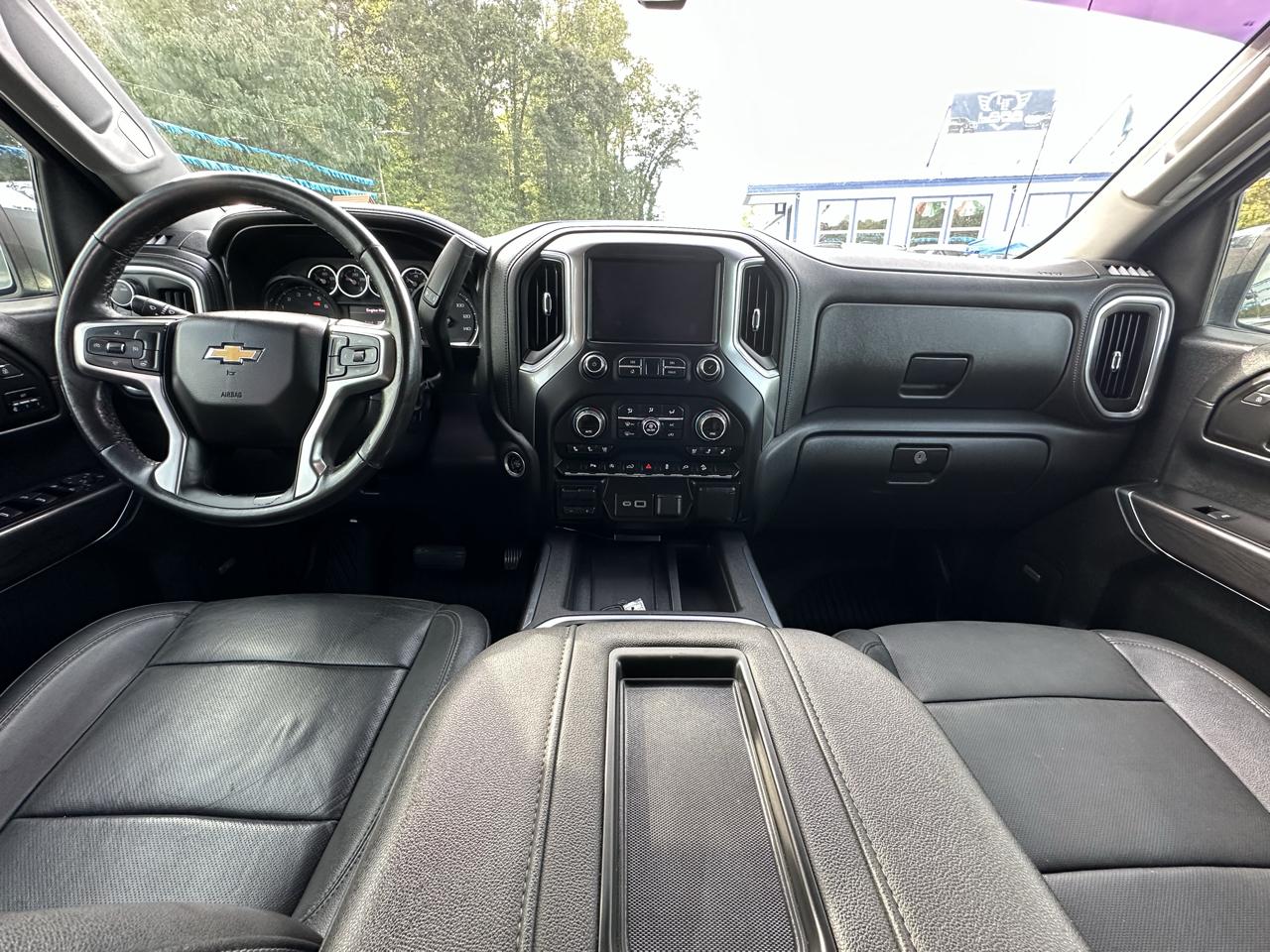 Chevrolet Silverado 1500 LTZ Crew Cab 4WD 2021
