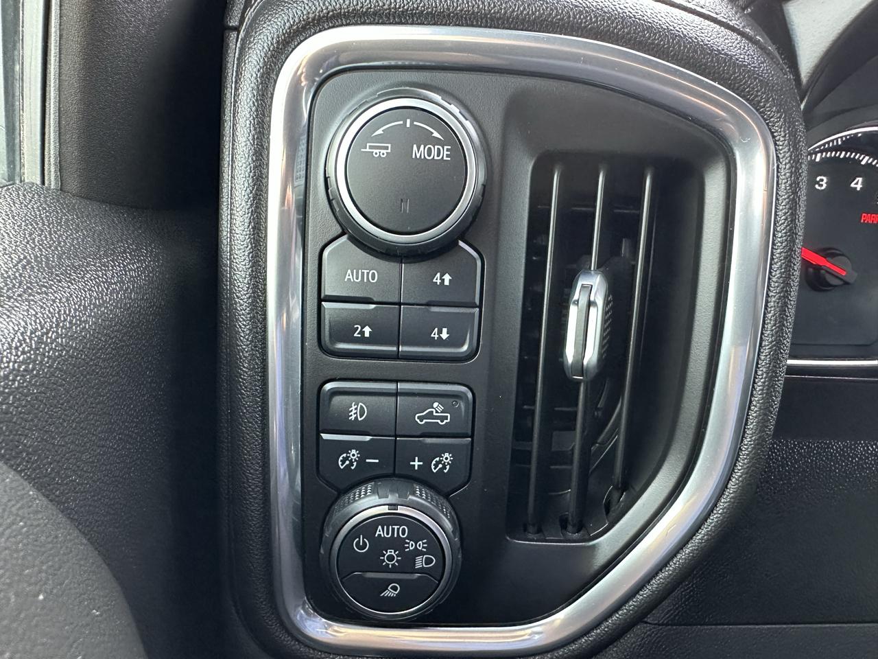Chevrolet Silverado 1500 LTZ Crew Cab 4WD 2021