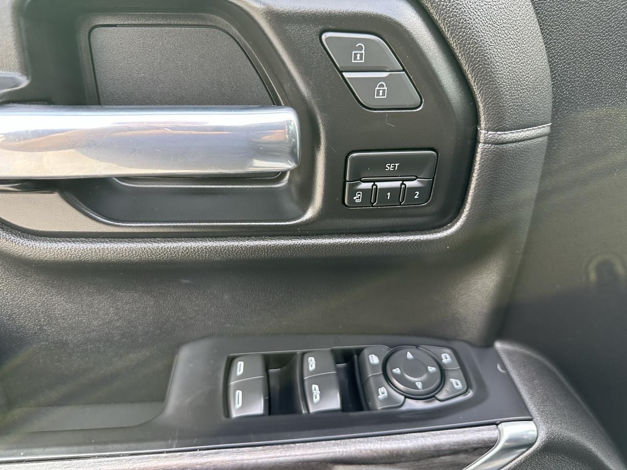 Chevrolet Silverado 1500 LTZ Crew Cab 4WD 2021