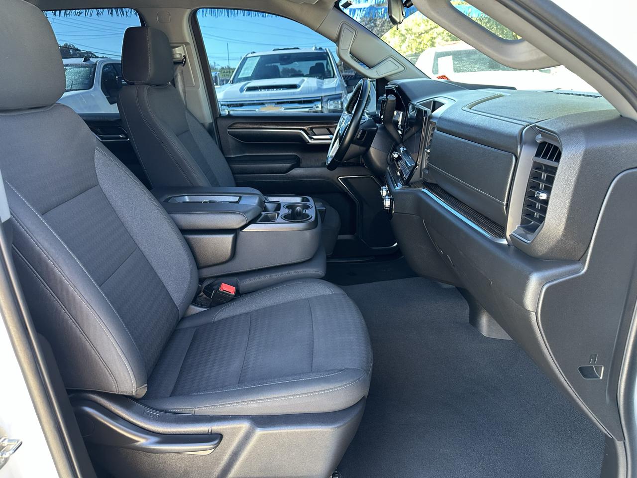 GMC Sierra 1500 SLE Crew Cab 2WD 2024