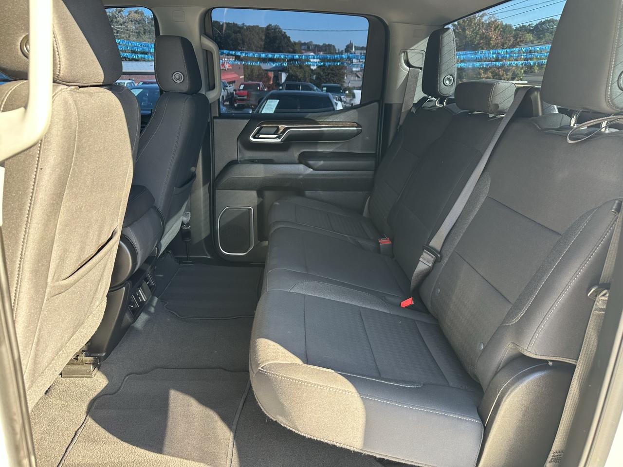 GMC Sierra 1500 SLE Crew Cab 2WD 2024