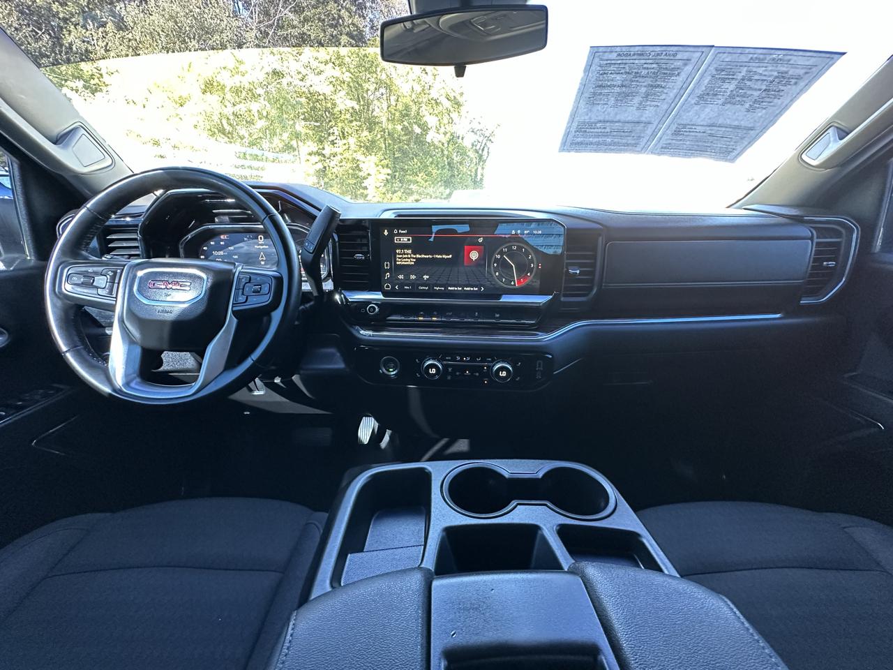 GMC Sierra 1500 SLE Crew Cab 2WD 2024