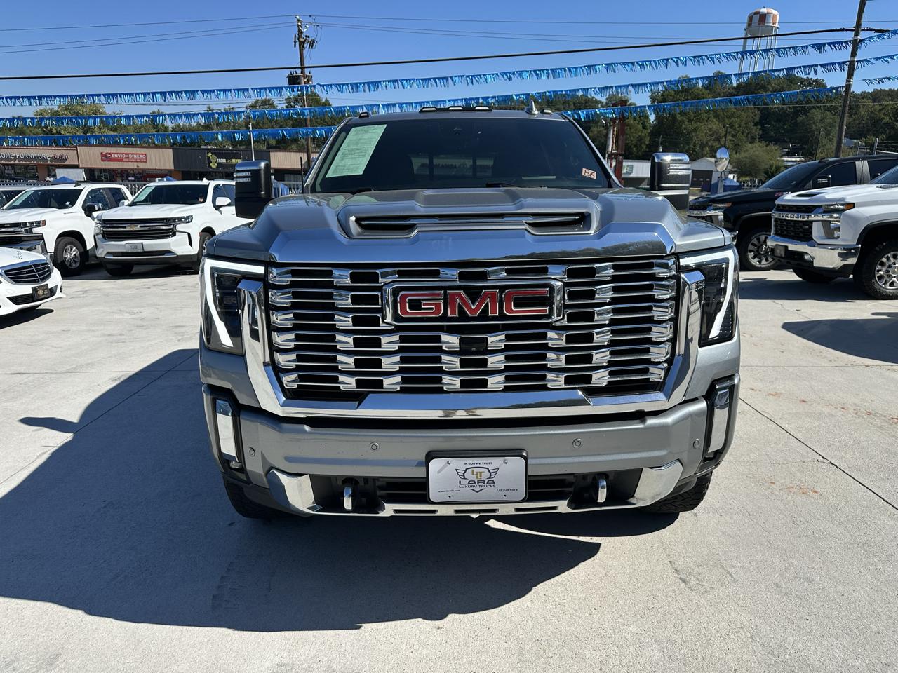 GMC Sierra 2500HD Denali Crew Cab 4WD SB 2024