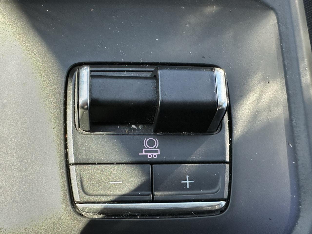 GMC Sierra 2500HD Denali Crew Cab 4WD SB 2024