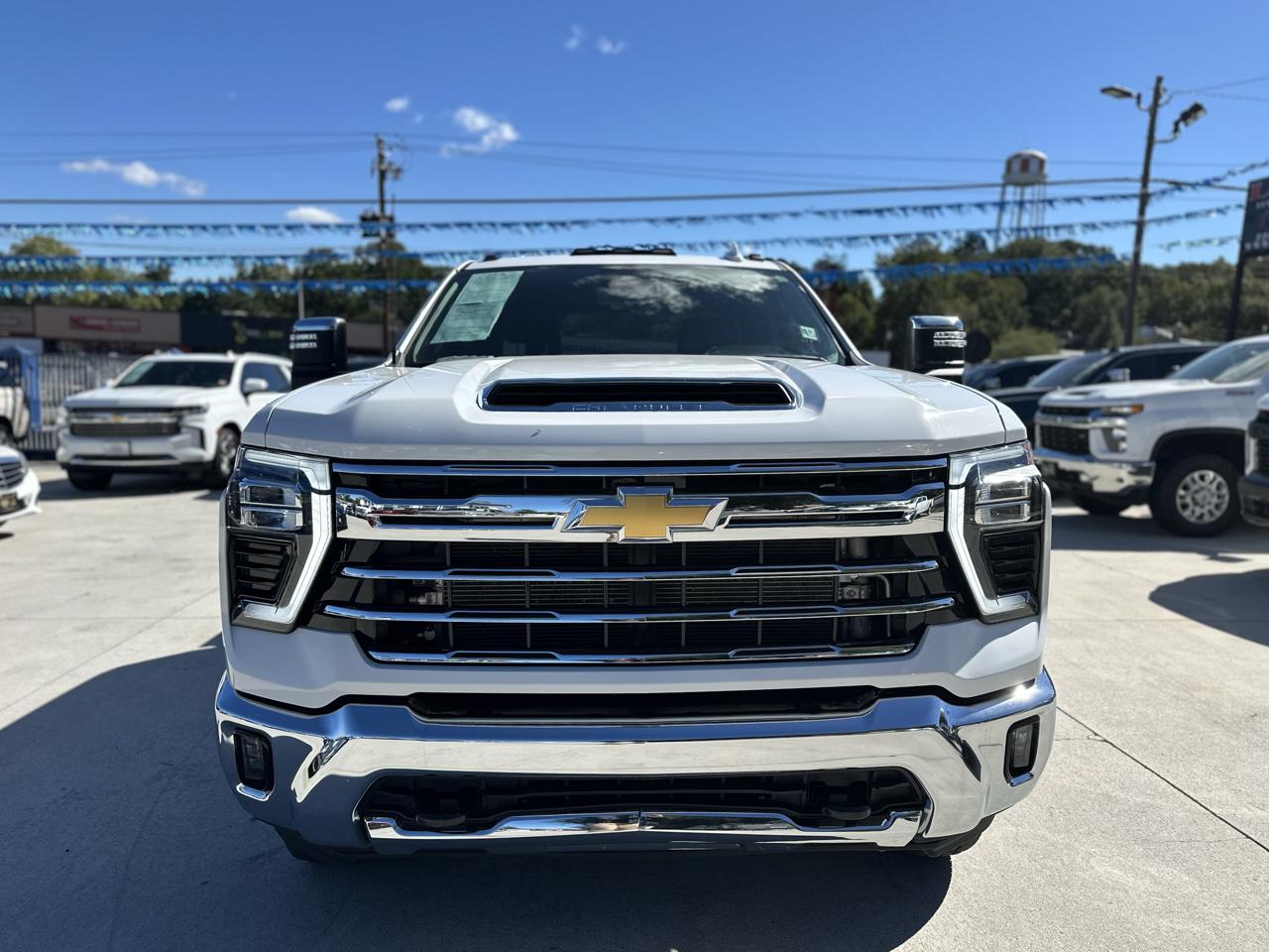 Chevrolet Silverado 3500HD LTZ Crew Cab 4WD 2026
