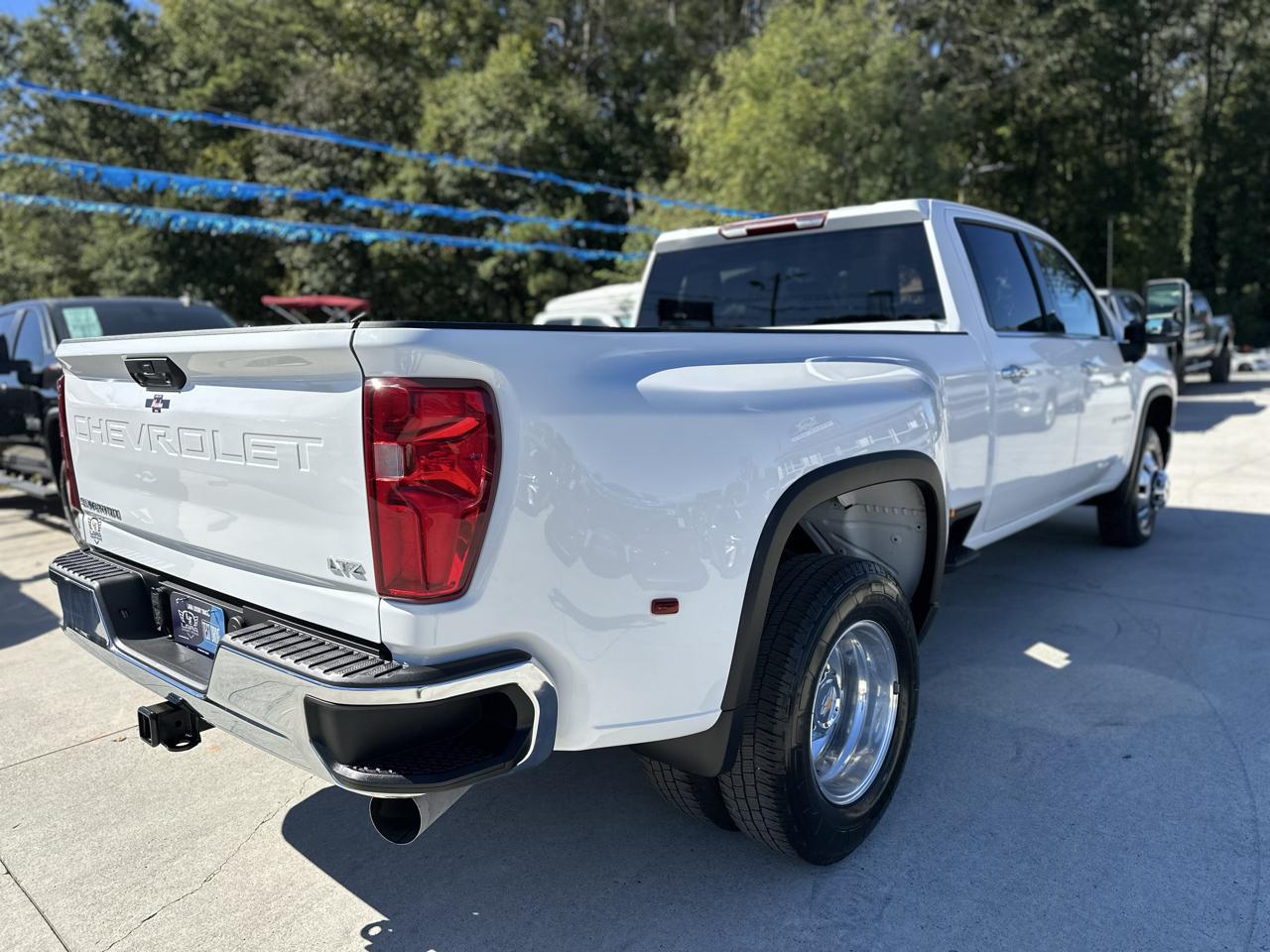Chevrolet Silverado 3500HD LTZ Crew Cab 4WD 2026