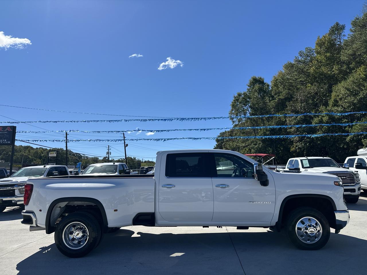 Chevrolet Silverado 3500HD LTZ Crew Cab 4WD 2026