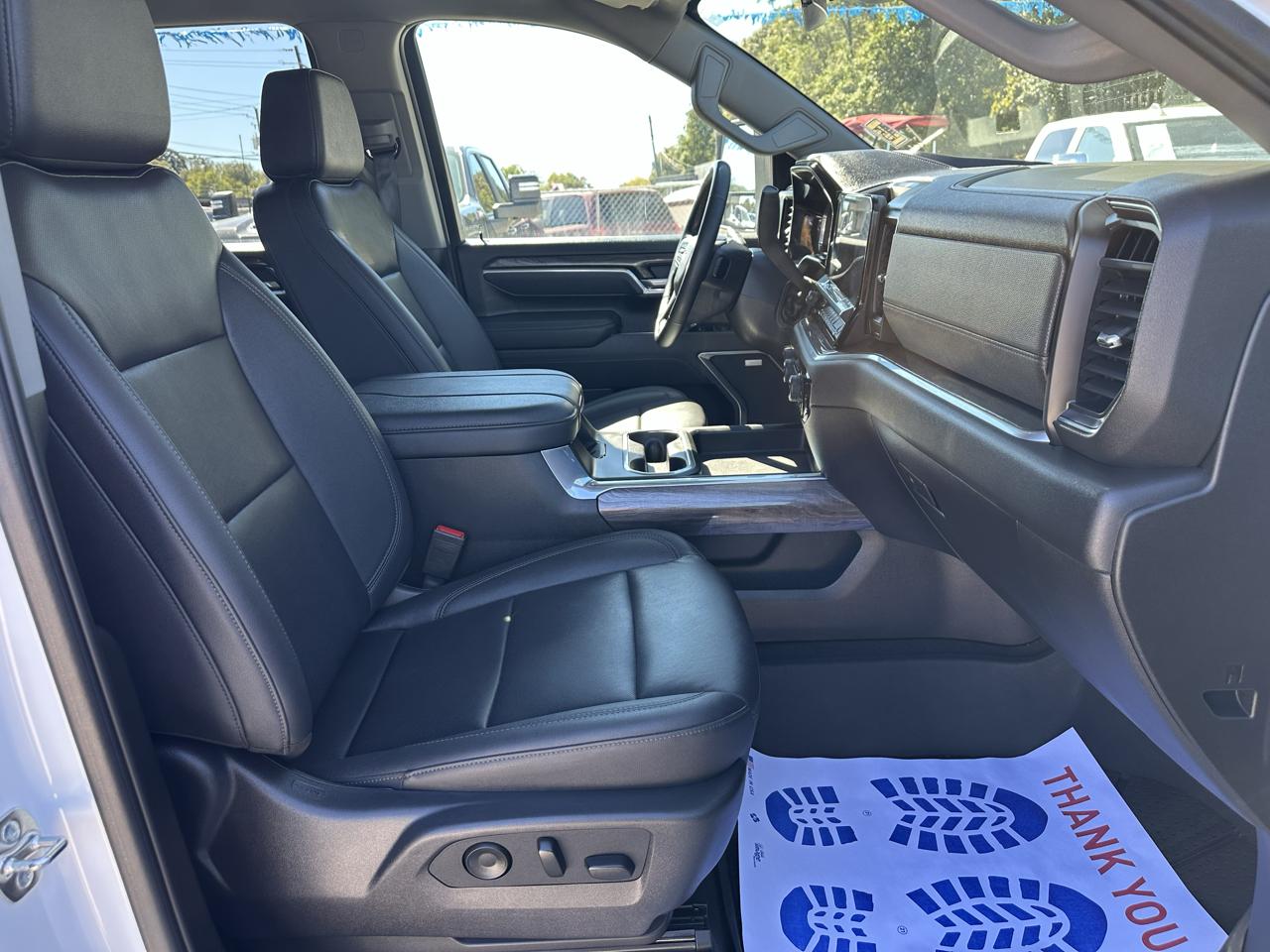 Chevrolet Silverado 3500HD LTZ Crew Cab 4WD 2026