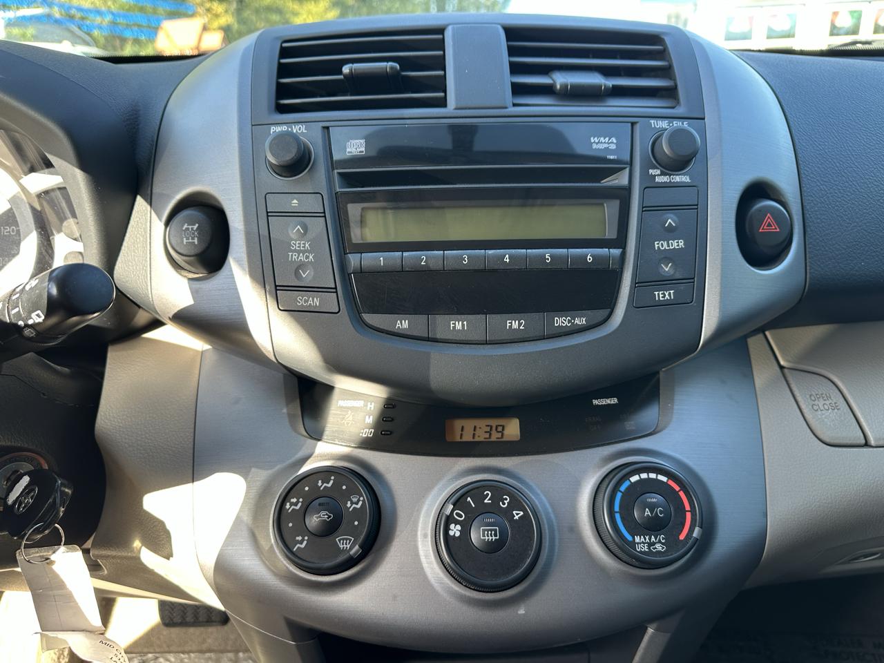 Toyota RAV4 Base I4 4WD 2008