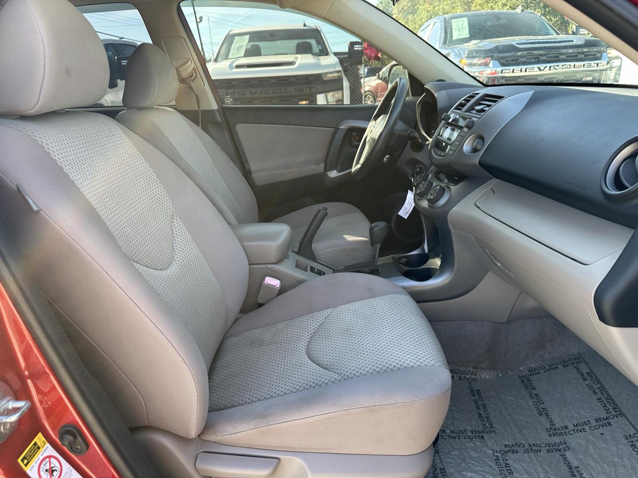 Toyota RAV4 Base I4 4WD 2008