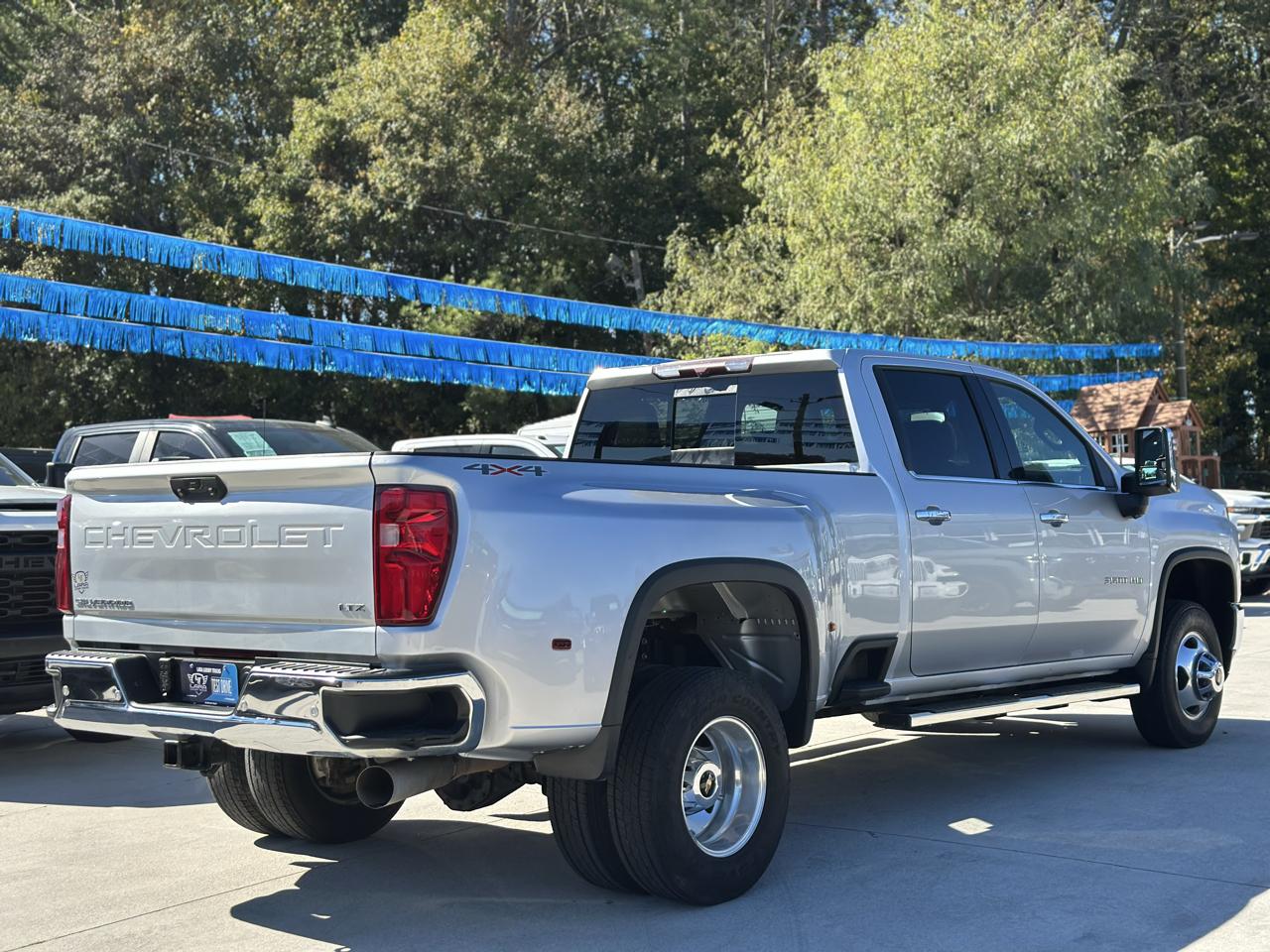 Chevrolet Silverado 3500HD LTZ Crew Cab 4WD 2022