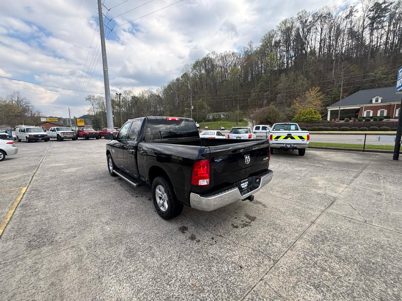 RAM 1500 Tradesman Quad Cab 4WD 2014