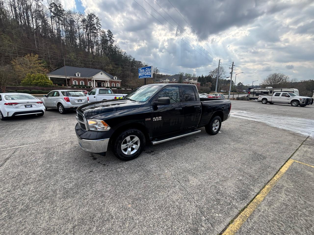 RAM 1500 Tradesman Quad Cab 4WD 2014