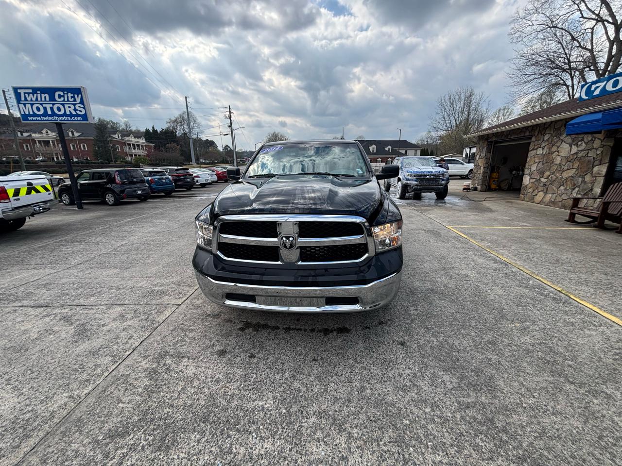 RAM 1500 Tradesman Quad Cab 4WD 2014