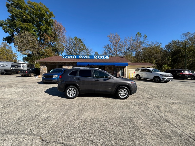 Jeep Cherokee Latitude 4WD 2017 Jeep Cherokee Latitude 4WD 2017