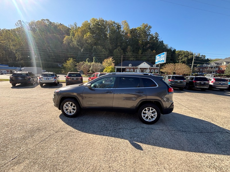 Jeep Cherokee Latitude 4WD 2017 Jeep Cherokee Latitude 4WD 2017