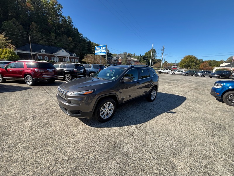 Jeep Cherokee Latitude 4WD 2017 Jeep Cherokee Latitude 4WD 2017