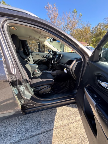 Jeep Cherokee Latitude 4WD 2017 Jeep Cherokee Latitude 4WD 2017