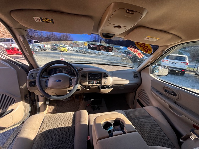 Ford F-150 2WD SuperCab 145" XLT 2003