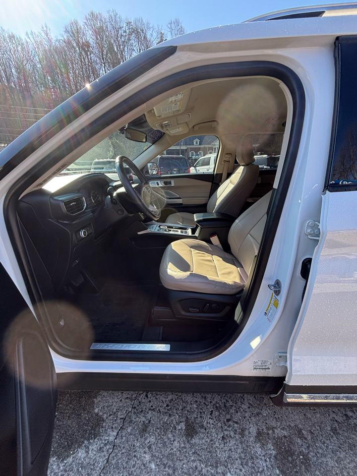 Ford Explorer Limited RWD 2023