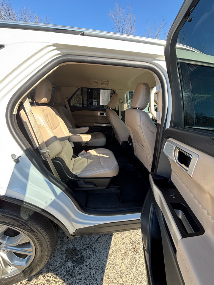 Ford Explorer Limited RWD 2023