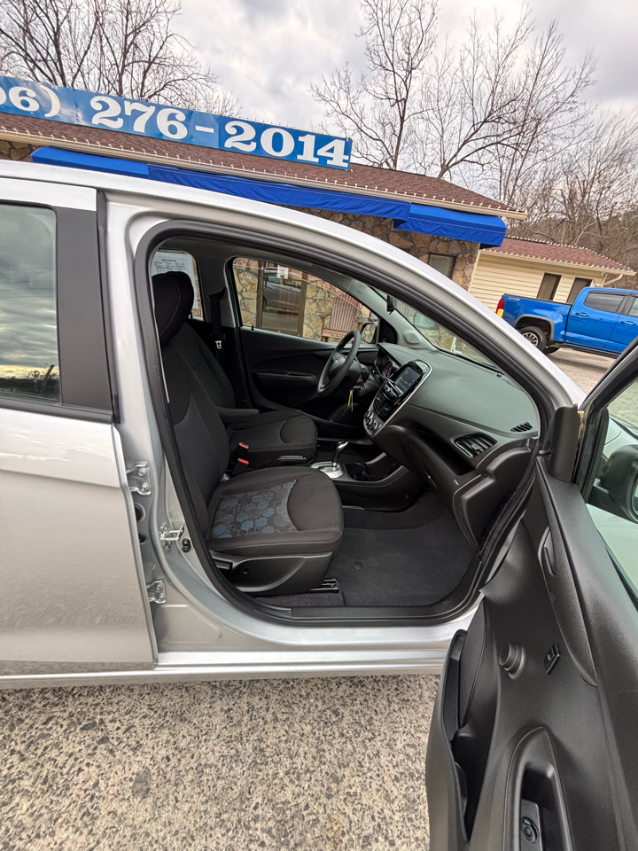 Chevrolet Spark 4dr HB CVT LS 2018