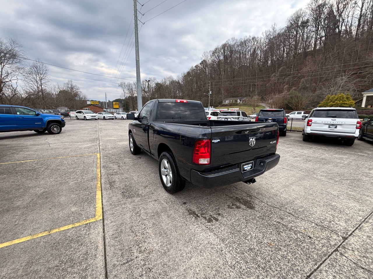 RAM 1500 4WD Reg Cab 120.5" Tradesman 2014