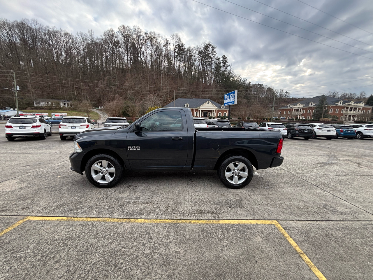 RAM 1500 4WD Reg Cab 120.5" Tradesman 2014