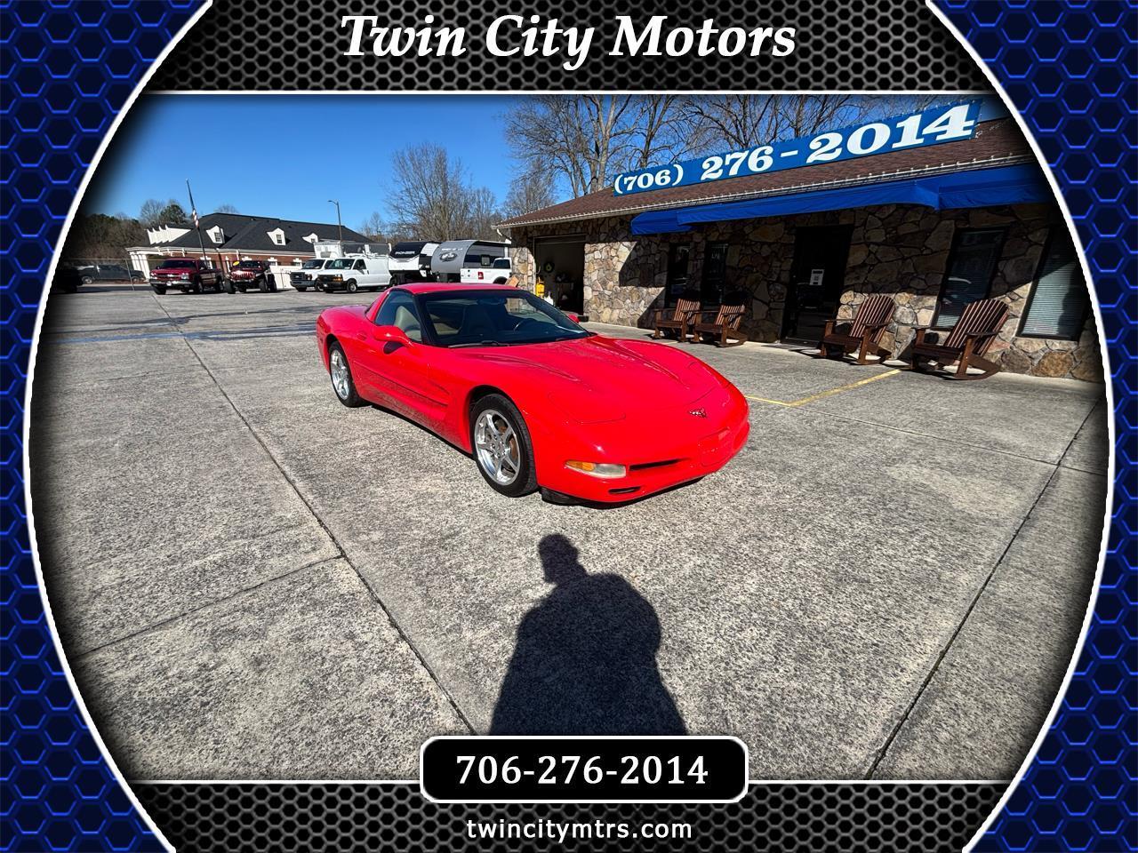 Chevrolet Corvette 2dr Cpe 2004