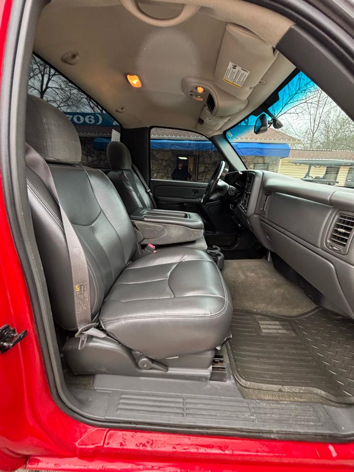 Chevrolet Silverado 1500 2LT Regular Cab 4WD 2004