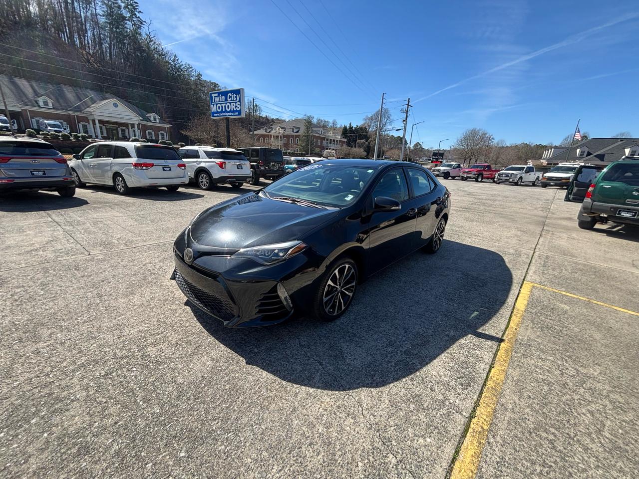 Toyota Corolla XLE CVT (Natl) 2019