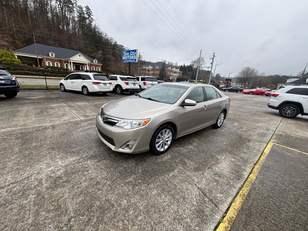 Toyota Camry 2014.5 4dr Sdn I4 Auto SE Sport (Natl) 2014