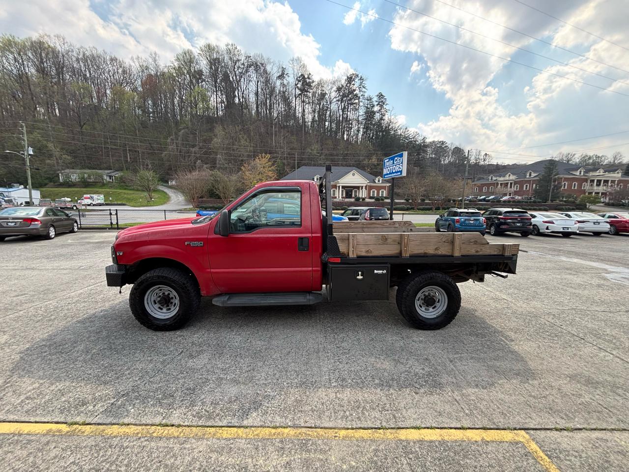 Ford Super Duty F-250 Reg Cab 137" XL 4WD 1999