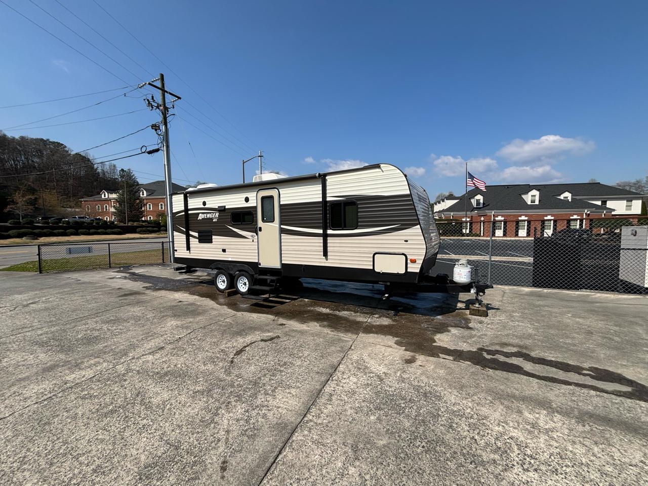 Forest River Avenger  2017