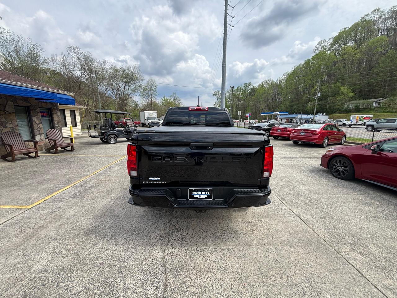 Chevrolet Colorado 4WD Crew Cab Trail Boss 2023