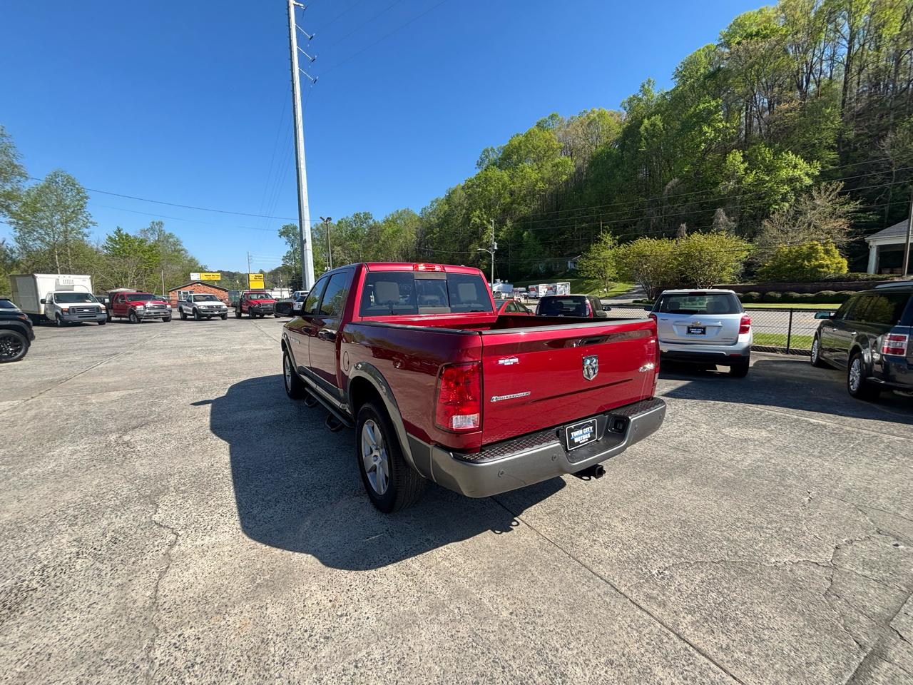 RAM 1500 4WD Crew Cab 140.5" Outdoorsman 2012