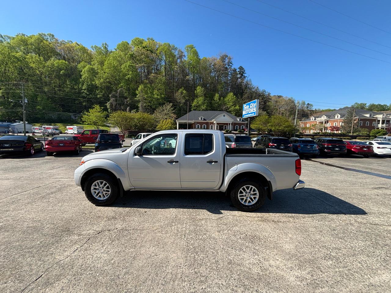 Nissan Frontier Crew Cab 4x4 SV Auto 2019