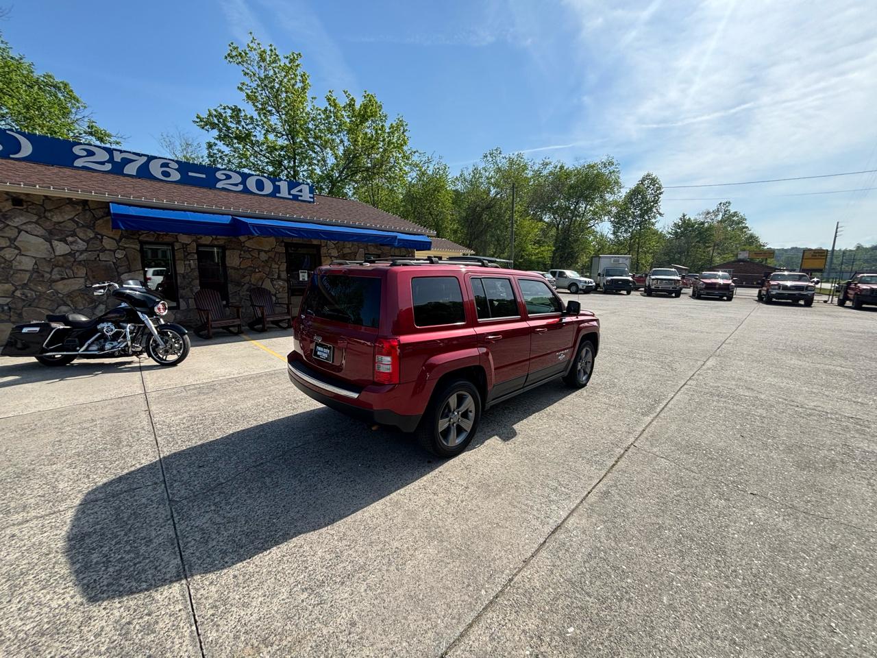 Jeep Patriot FWD 4dr Latitude 2014