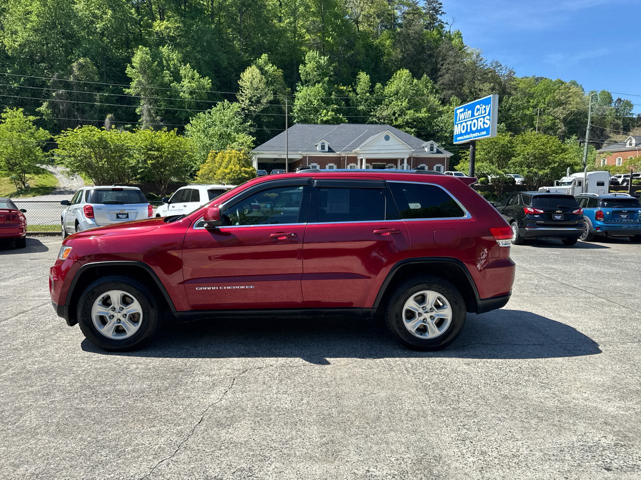Jeep Grand Cherokee 4WD 4dr Laredo 2015