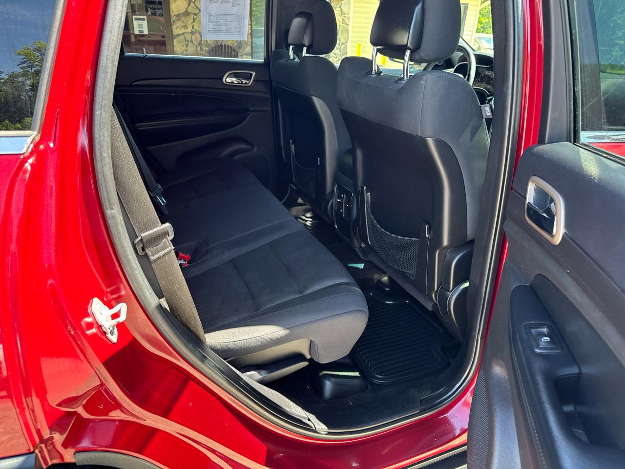 Jeep Grand Cherokee 4WD 4dr Laredo 2015