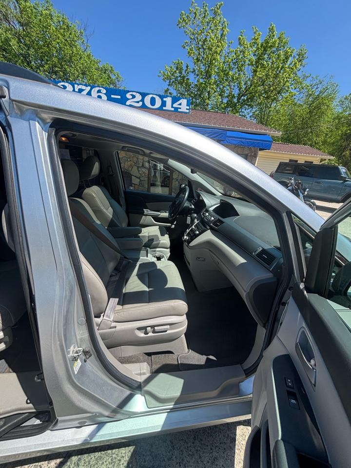 Honda Odyssey 5dr Touring 2011