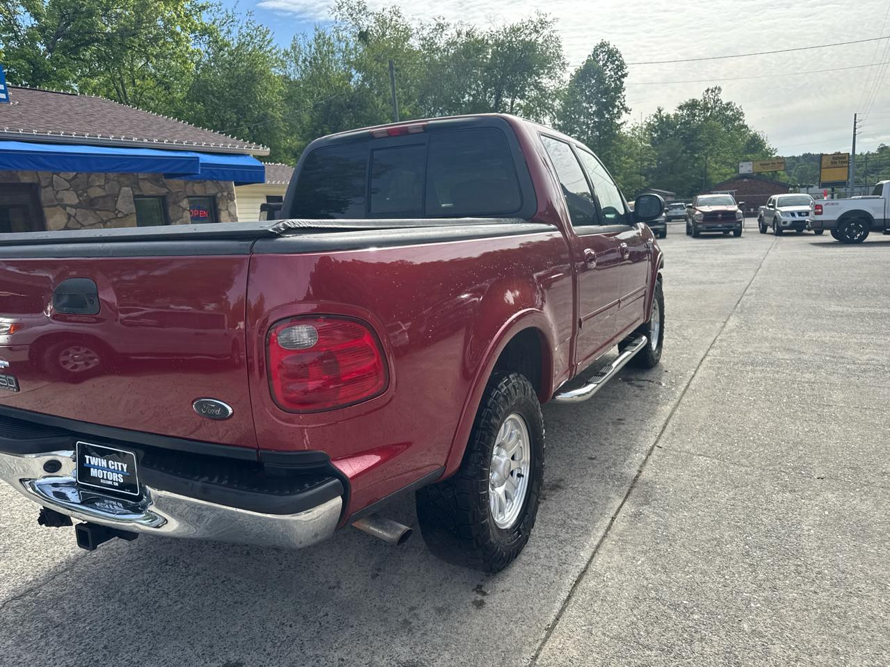 Ford F-150 SuperCrew Crew Cab 139" King Ranch 4WD 2001