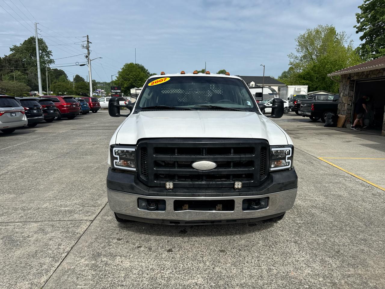 Ford Super Duty F-350 DRW 2WD Crew Cab 176" WB 60" CA Lariat 2007
