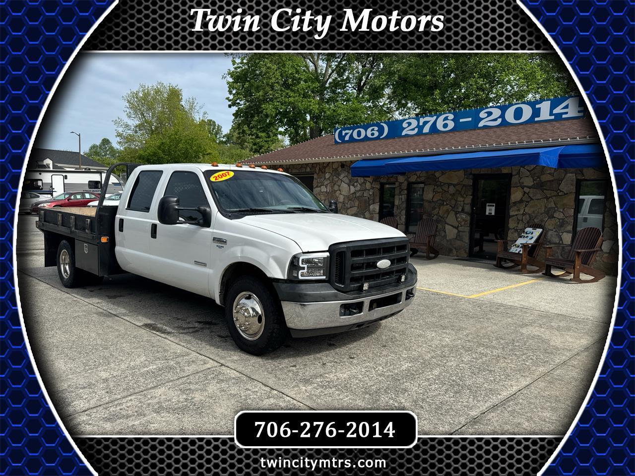Ford Super Duty F-350 DRW 2WD Crew Cab 176" WB 60" CA Lariat 2007